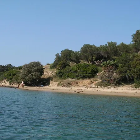 Family Friendly Apartments With A Swimming Pool Supetarska Draga - Donja, Rab - 2019 Apartment