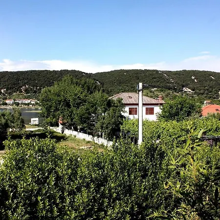 Apartment Family Friendly Apartments With A Swimming Pool Supetarska Draga - Donja, Rab - 2019 *