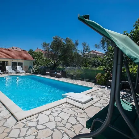 Family-friendly With Swimming Pool - Donja, Rab - 2019 公寓 苏佩塔斯卡德拉加