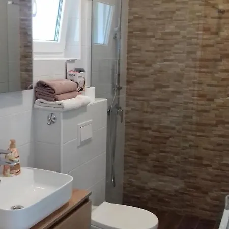 Family-friendly With Swimming Pool - Donja, Rab - 2019 苏佩塔斯卡德拉加
