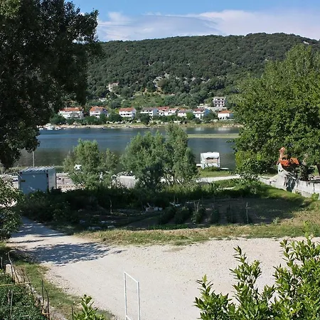 Family-friendly With Swimming Pool - Donja, Rab - 2019 公寓 *