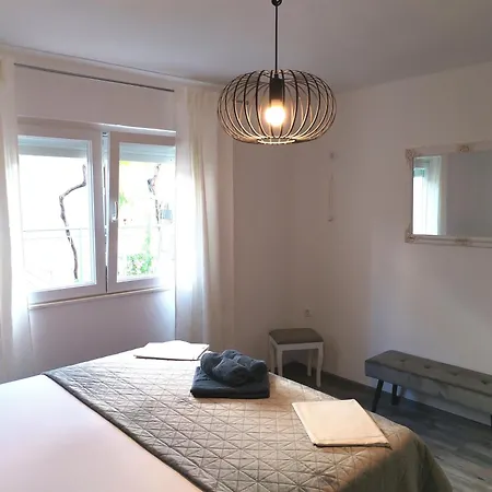 公寓 Family-friendly With Swimming Pool - Donja, Rab - 2019 苏佩塔斯卡德拉加