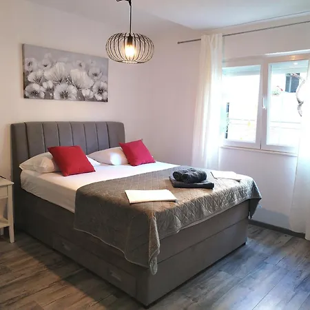 公寓 Family-friendly With Swimming Pool - Donja, Rab - 2019