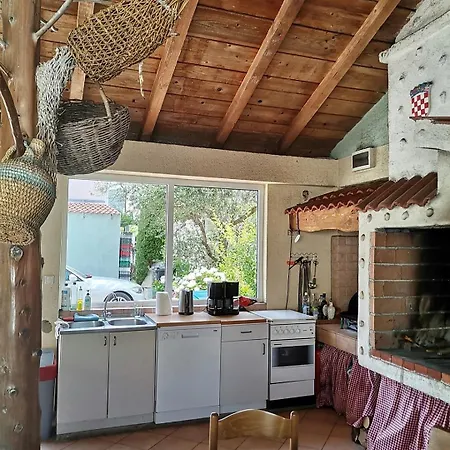 公寓 Family-friendly With Swimming Pool - Donja, Rab - 2019 苏佩塔斯卡德拉加