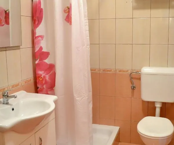 Family-friendly With Swimming Pool - Donja, Rab - 2019 Apartmán Supetarska Draga