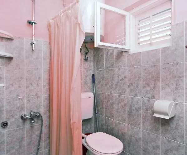 Family-friendly With Swimming Pool - Donja, Rab - 2019 Apartmán Supetarska Draga
